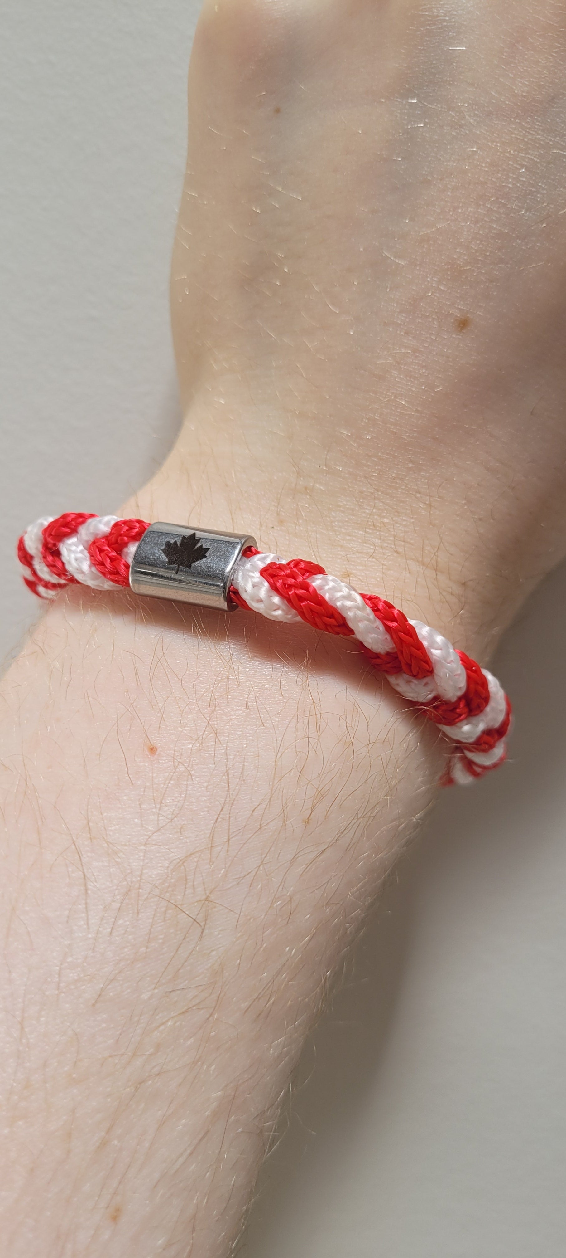 ๐จ๐ฆ Canada Bracelet